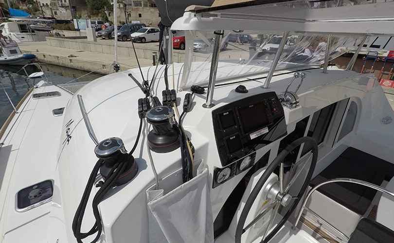 Lagoon 380