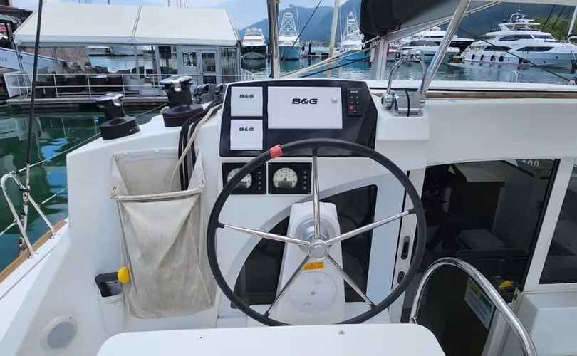 Lagoon 380