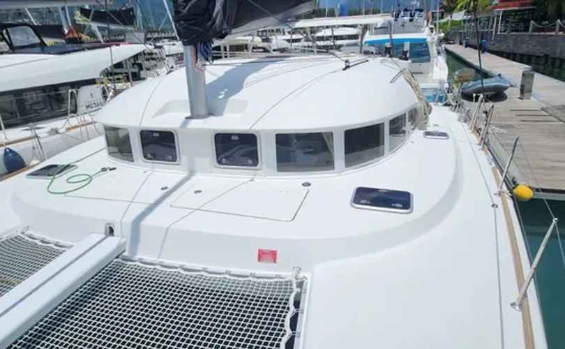 Lagoon 380