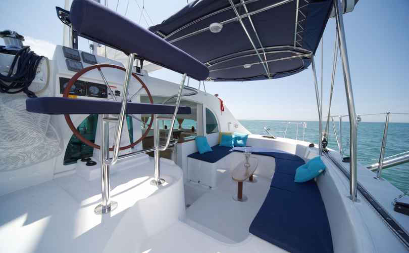 Lagoon 380