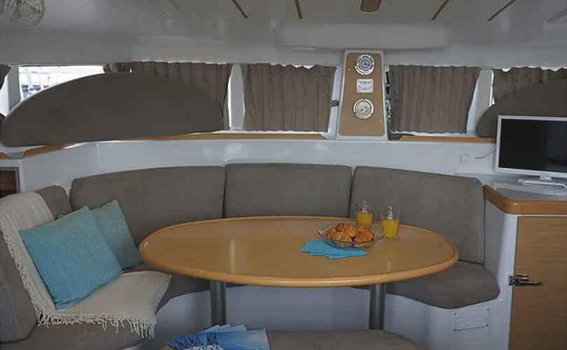 Photo Lagoon 380 S2 (2014)