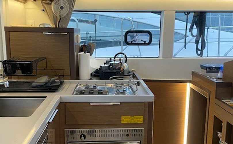 Lagoon 40