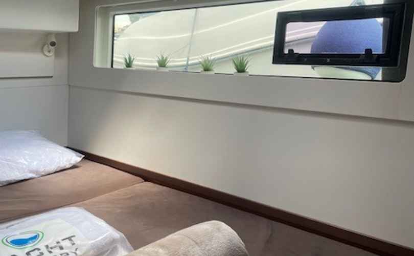 Lagoon 40