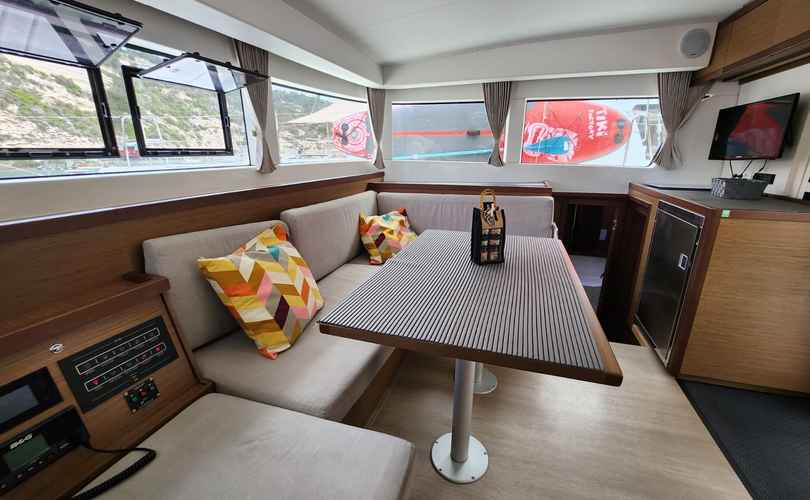 Lagoon 40