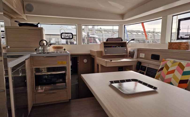 Lagoon 40