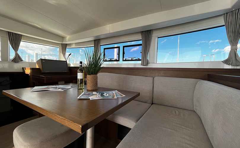 Lagoon 40