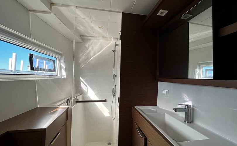 Lagoon 40