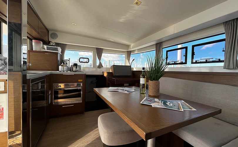 Lagoon 40