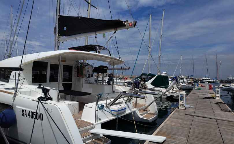 Lagoon 40