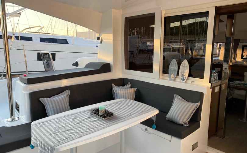 Lagoon 40