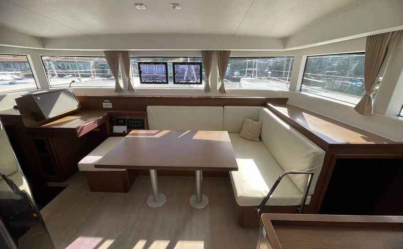 Lagoon 40
