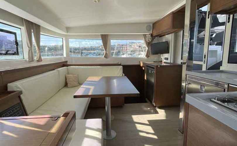 Lagoon 40