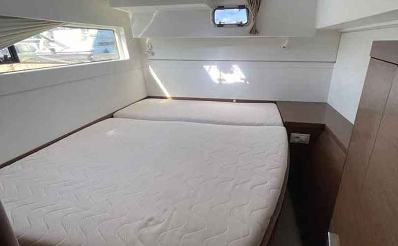 Lagoon 40