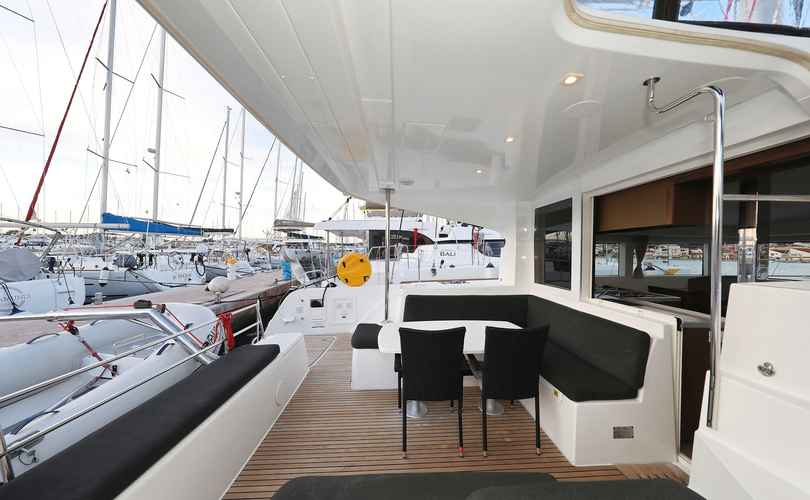 Lagoon 40