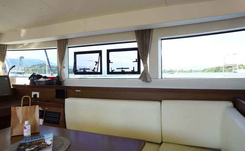 Lagoon 40