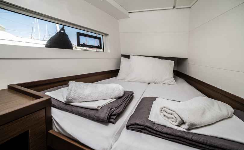 Lagoon 40