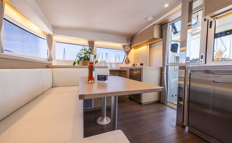 Lagoon 40