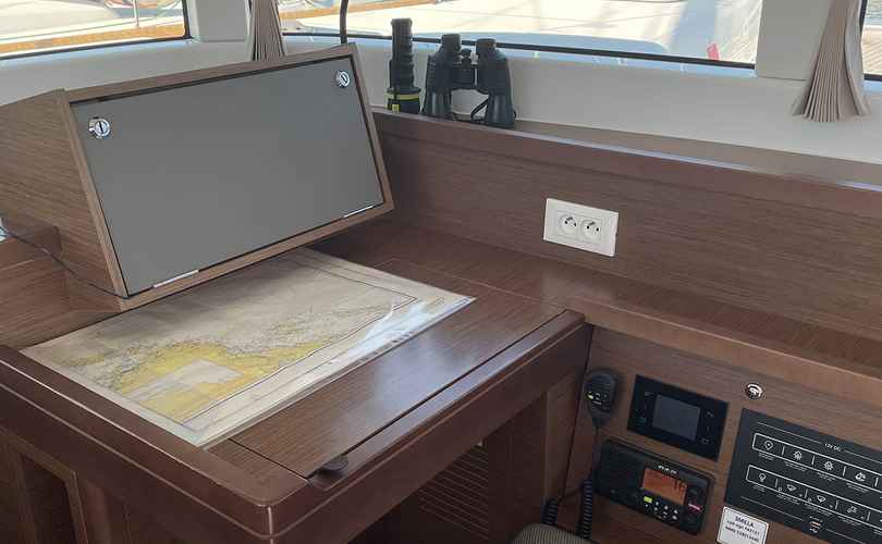 Lagoon 40