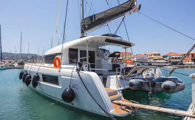 Lagoon 40