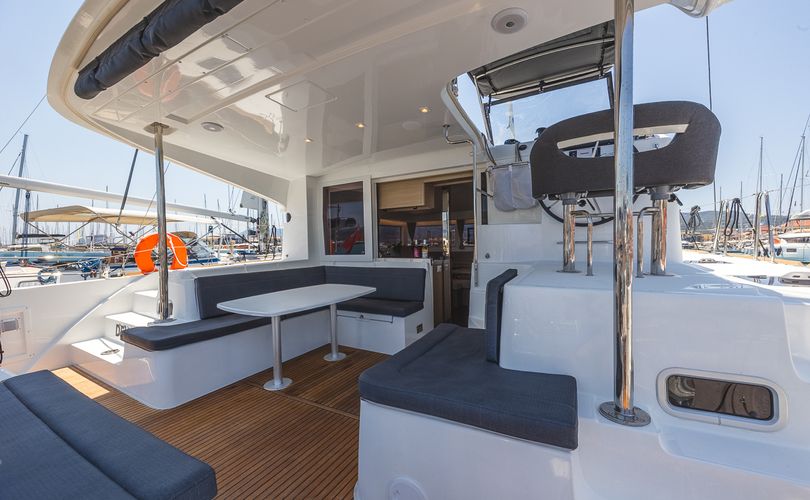 Lagoon 40