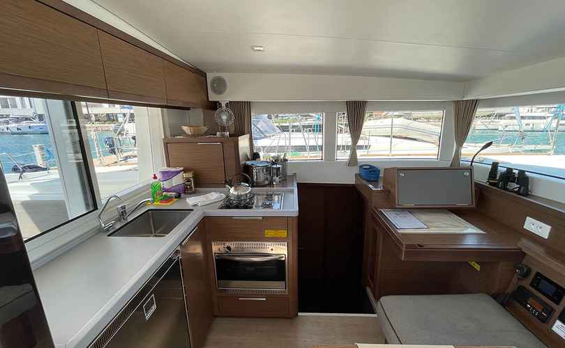 Lagoon 40
