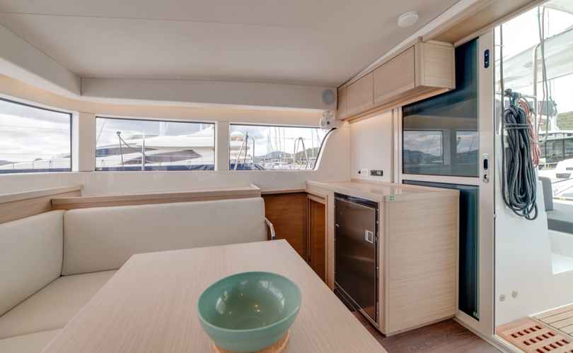Lagoon 40