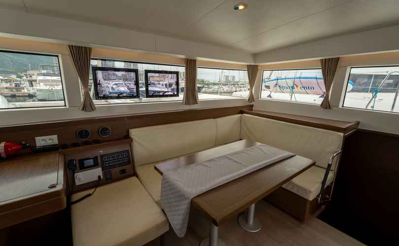 Lagoon 40