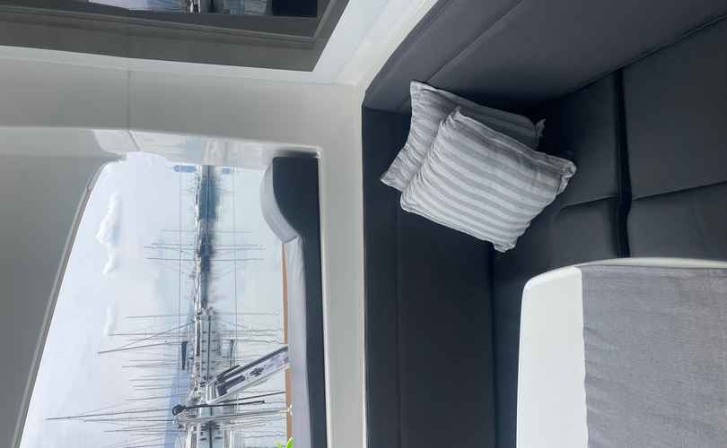 Lagoon 40