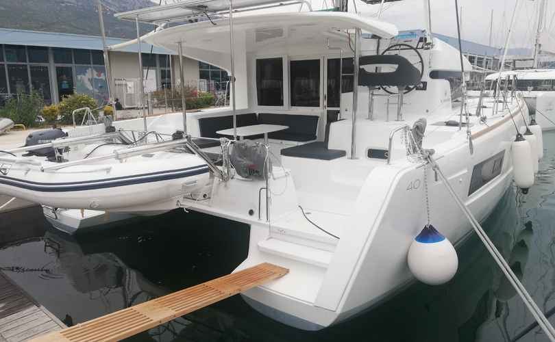 Lagoon 40