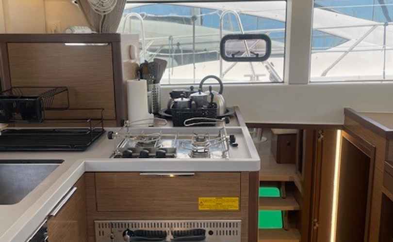 Lagoon 40
