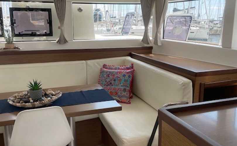 Lagoon 40