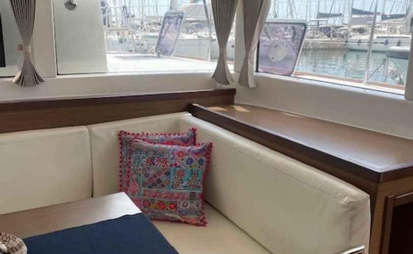 Lagoon 40