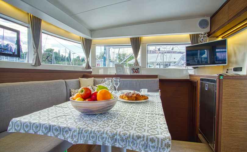 Lagoon 40