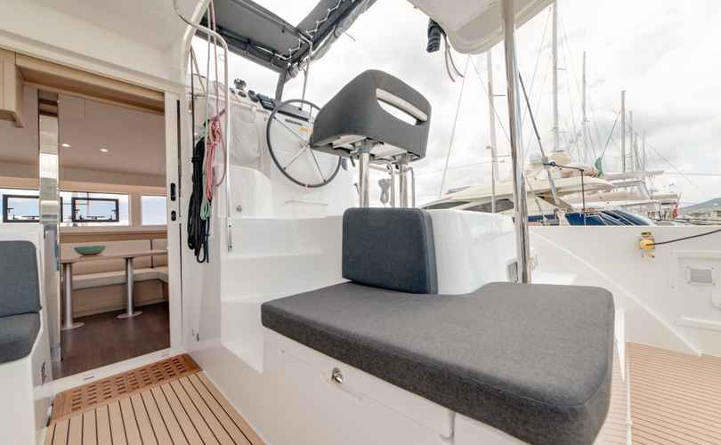 Lagoon 40