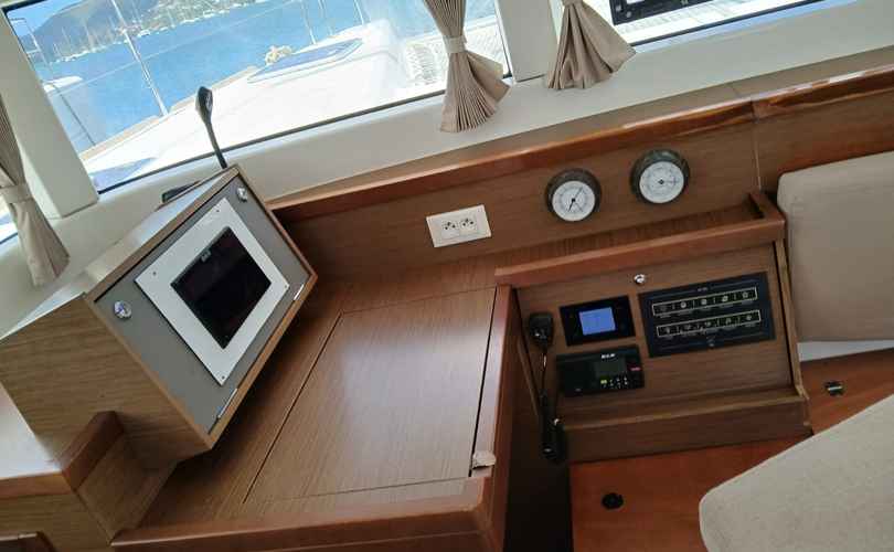 Lagoon 40