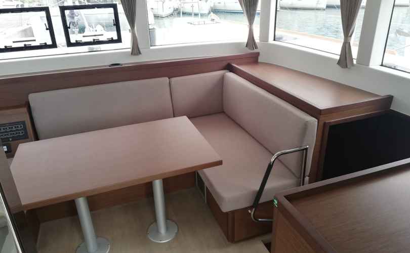 Lagoon 40