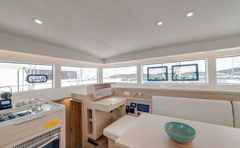 Lagoon 40