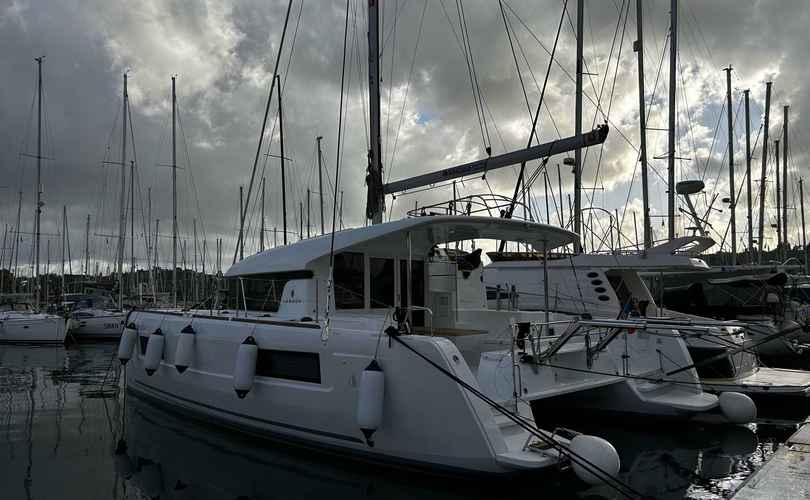 Lagoon 40