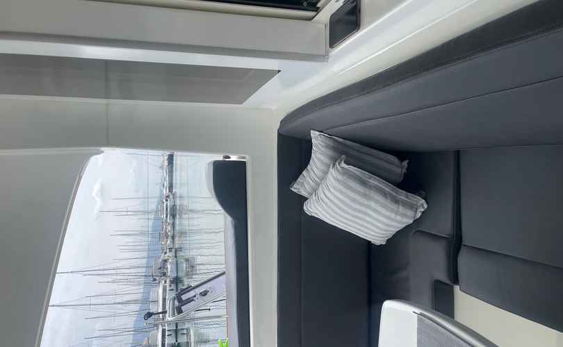 Lagoon 40