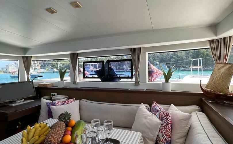 Lagoon 40