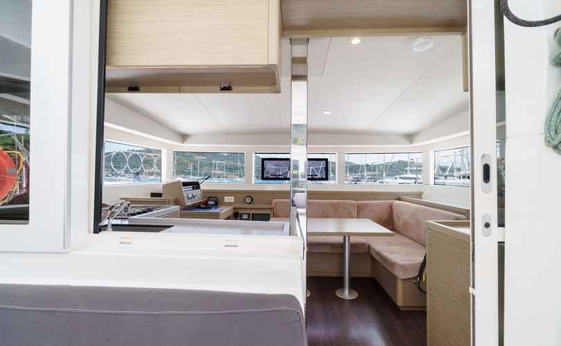 Lagoon 40