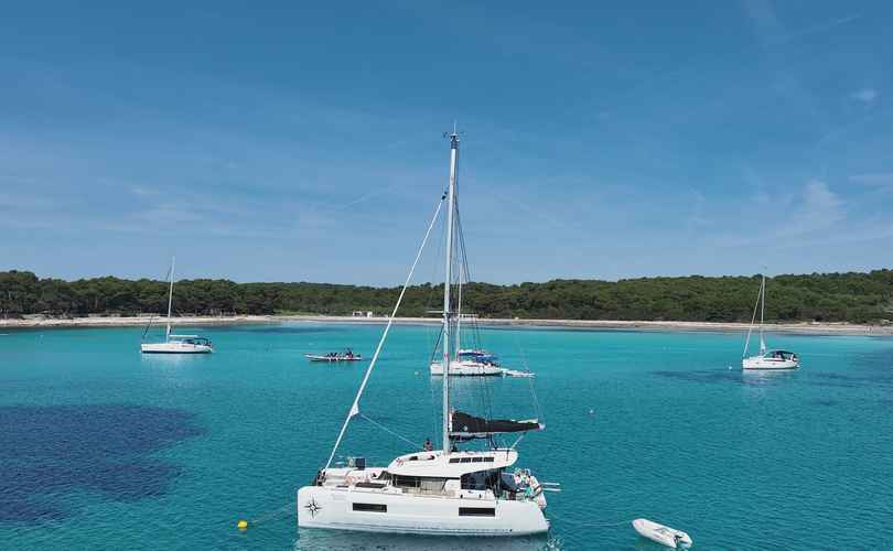 Lagoon 40