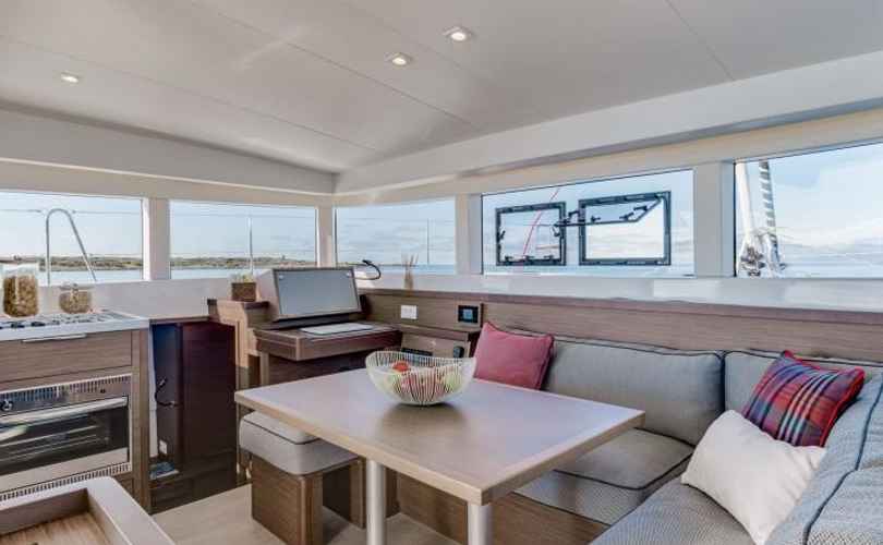 Lagoon 40