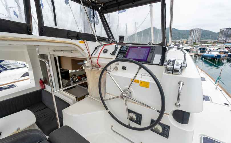 Lagoon 40