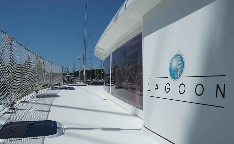 Lagoon 400 S2