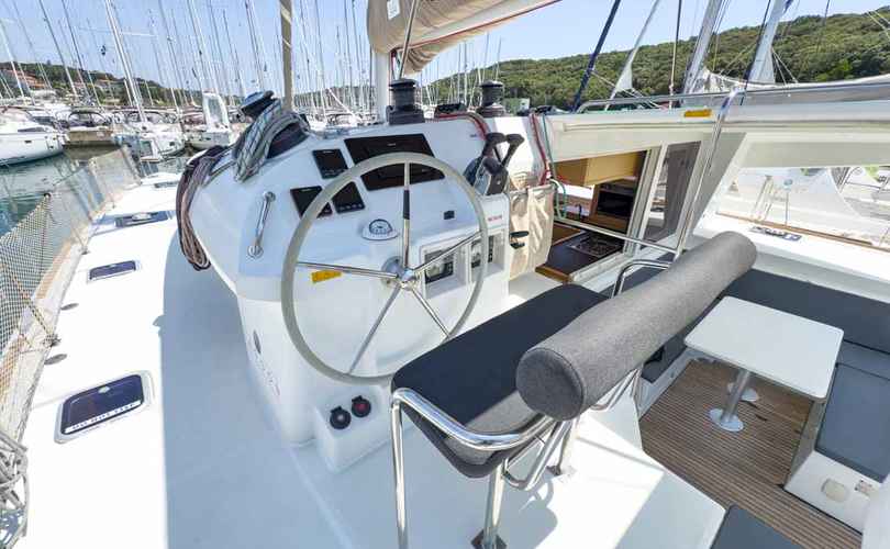 Lagoon 400 S2
