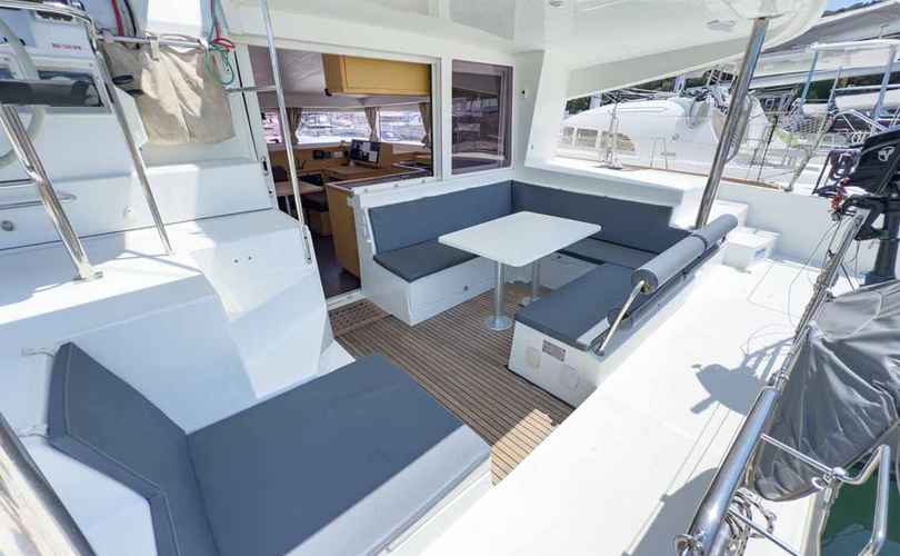 Lagoon 400 S2