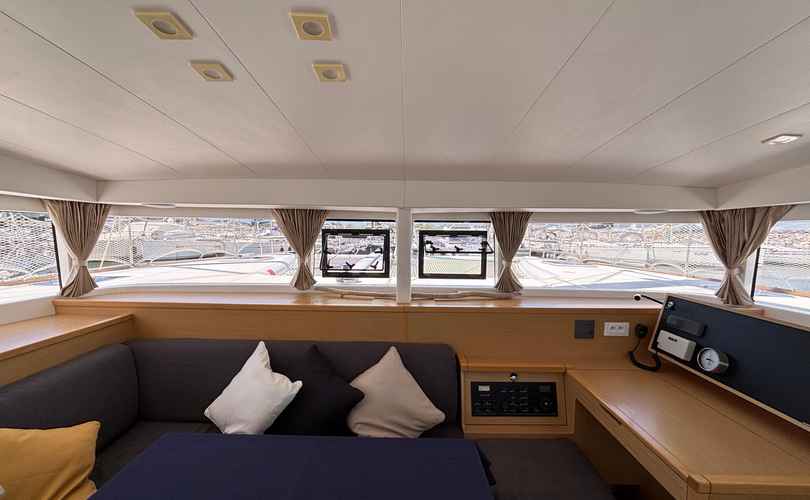 Lagoon 400 S2