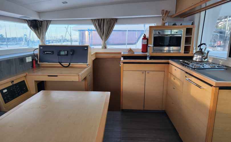 Lagoon 400 S2