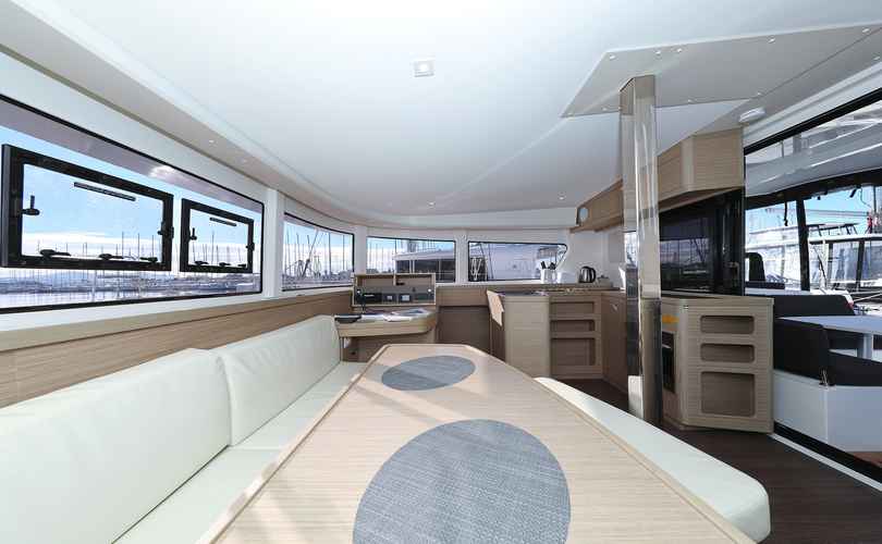 Lagoon 42